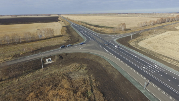 В Новосибирской области завершается укладка цементобетонного покрытия на 30-километровом участке трассы Р-254 «Иртыш»
